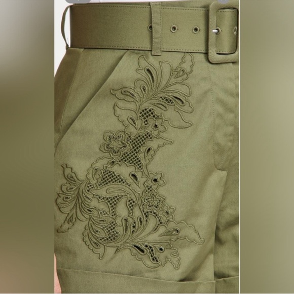 Self Portrait - High Waist Cotton Twill Short w Floral Embroidery - size 10 - Picture 3 of 16